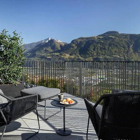 My Spring - Panoramic Suites Lana Room photo