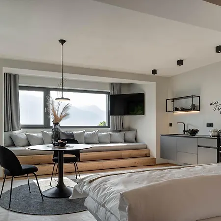 My Spring - Panoramic Suites Lana Room photo