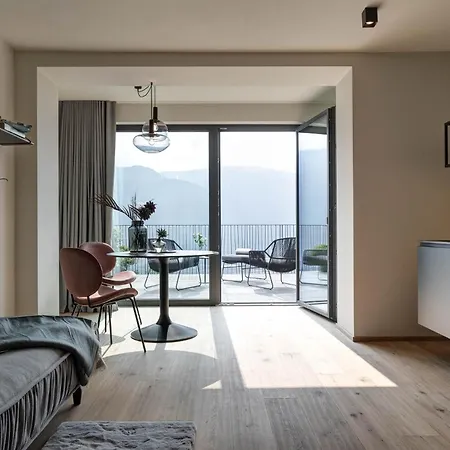 My Spring - Panoramic Suites Lana Room photo